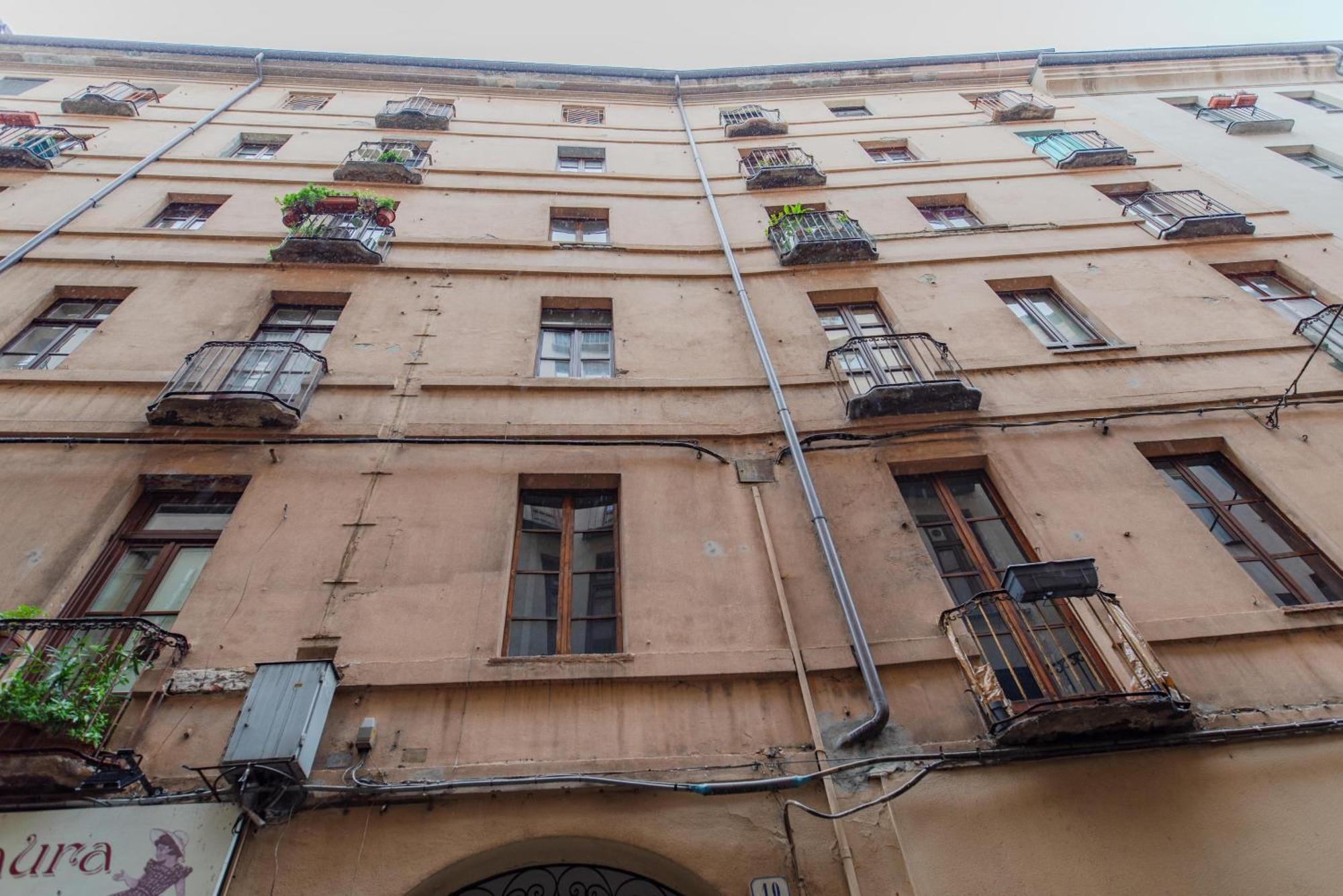 The Happyhouse, No Lift By Happyhostorino Turim Exterior foto